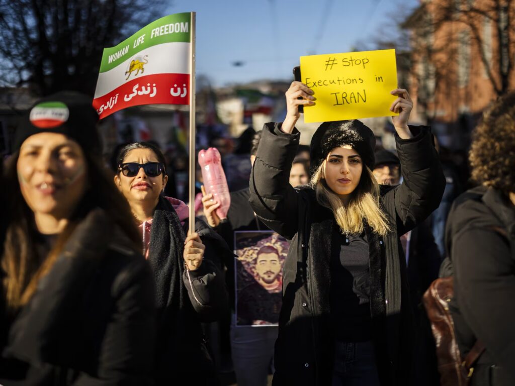 Aumentan las Ejecuciones en Irán: Dos Mujeres entre las Últimas Víctimas de la Pena Capital